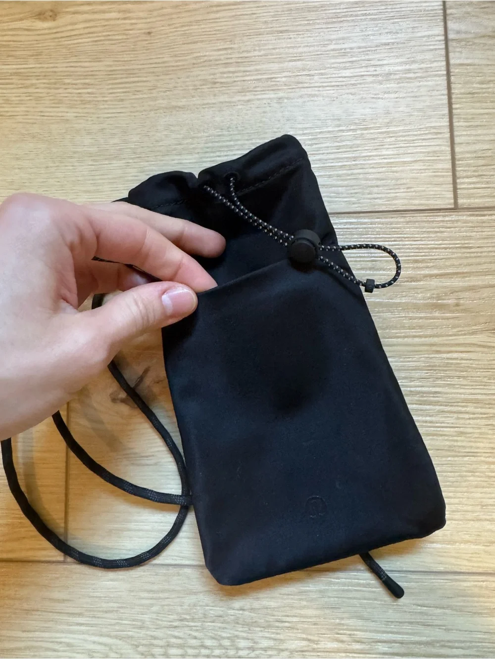lululemon black crossbody wallet phone holder bag